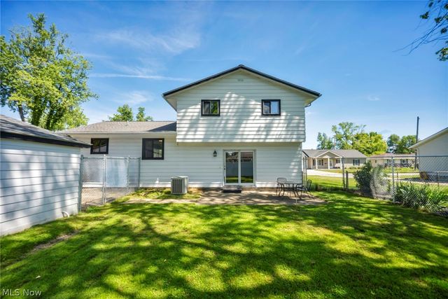 7386 Primrose Drive, Mentor On The Lake, OH 44060