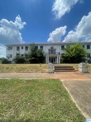 500 LEIGHTON AVENUE, Anniston, AL 36207