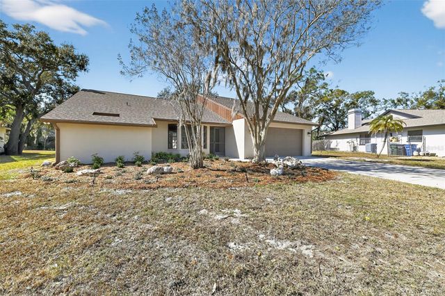 4072 KING RICHARD DRIVE, Sarasota, FL 34232