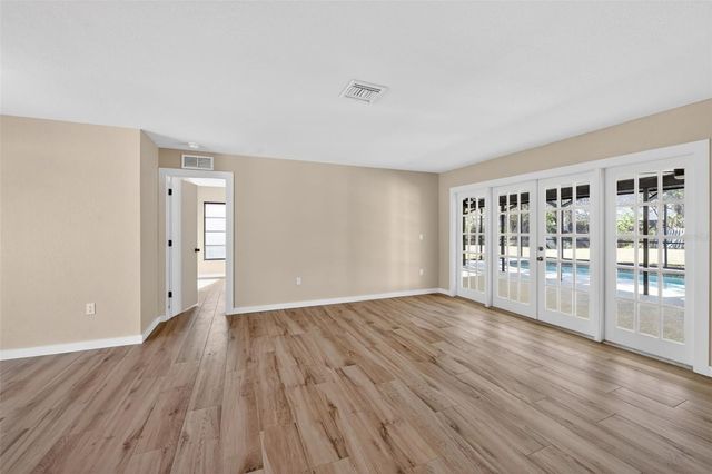 4072 KING RICHARD DRIVE, Sarasota, FL 34232