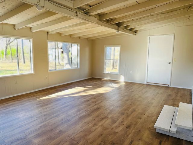 303 N Main Avenue, Lincoln, AR 72744