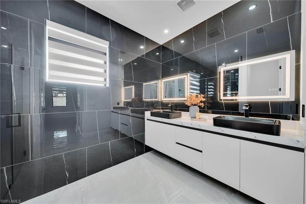 Image 24 of property listing at 3009 NW VAN BUREN PKWY, Cape Coral, FL 33993