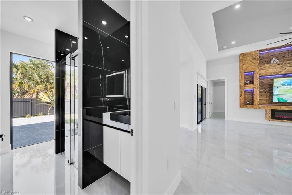 Image 34 of property listing at 3009 NW VAN BUREN PKWY, Cape Coral, FL 33993