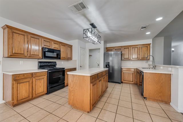 1120 Fawn Meadow Trail, Kennedale, TX 76060