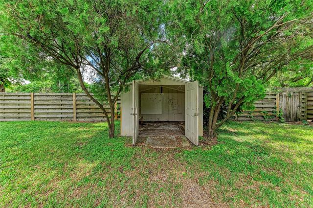 319 20TH STREET E, Bradenton, FL 34208