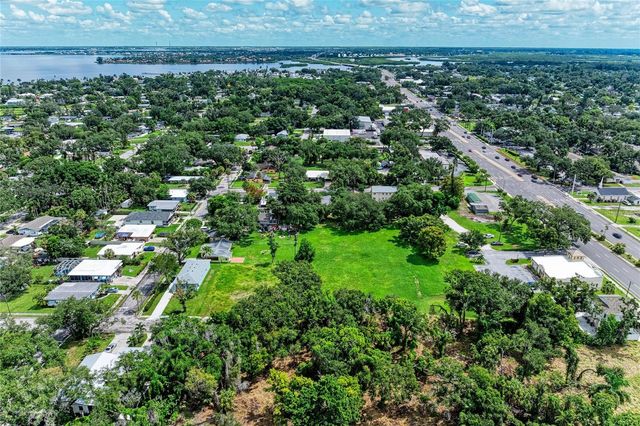 319 20TH STREET E, Bradenton, FL 34208