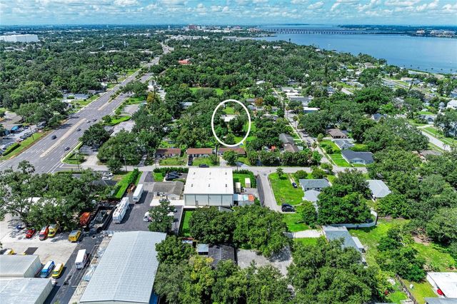 319 20TH STREET E, Bradenton, FL 34208