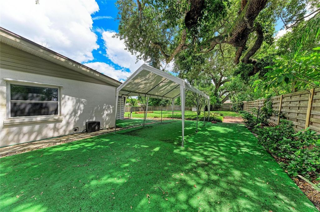 319 20TH STREET E, BRADENTON, FL 34208 — photo 5
