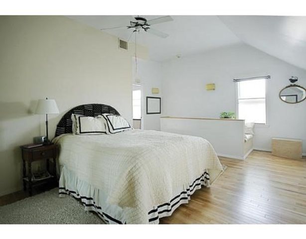 1003 Chestnut St 1003, Newton, MA 02464