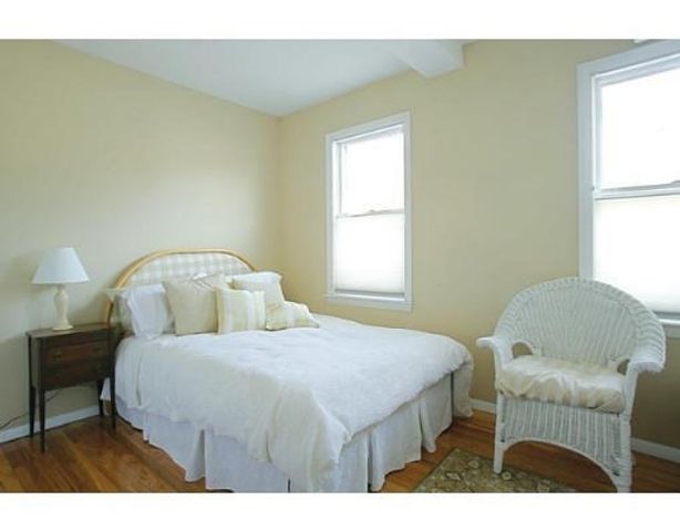 1003 Chestnut St 1003, Newton, MA 02464