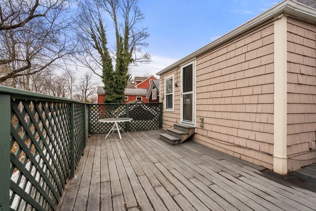 1003 Chestnut St 1003, Newton, MA 02464