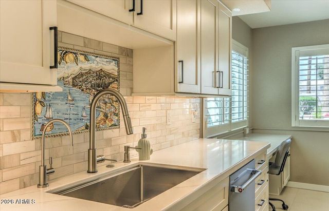 7813 E BUENA TERRA Way, Scottsdale, AZ 85250