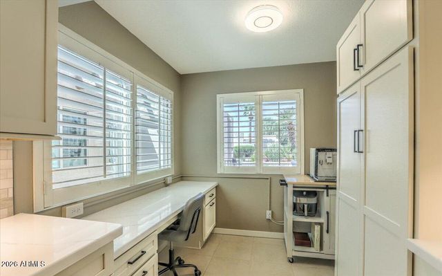 7813 E BUENA TERRA Way, Scottsdale, AZ 85250