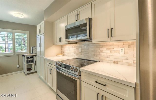 7813 E BUENA TERRA Way, Scottsdale, AZ 85250