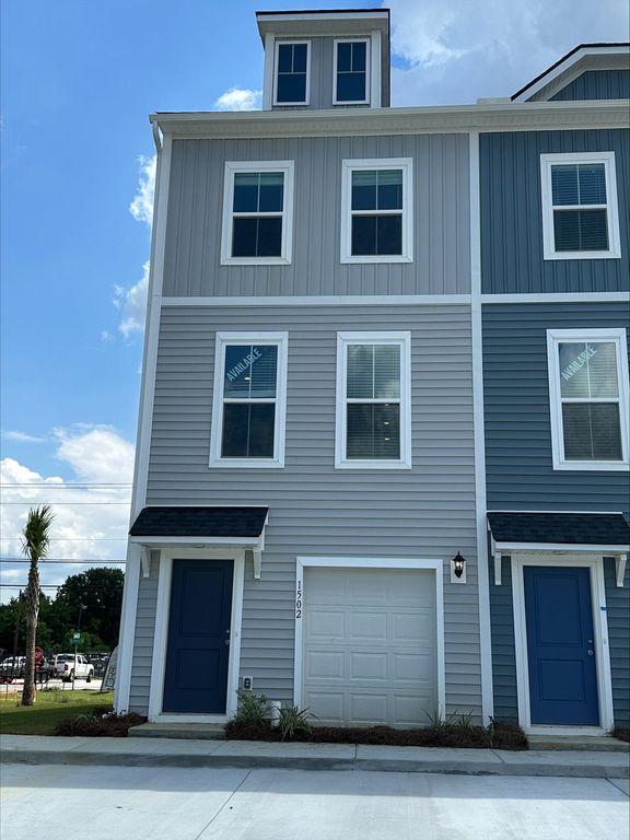 4633 Forest Hills Drive 1502, North Charleston, SC 29418