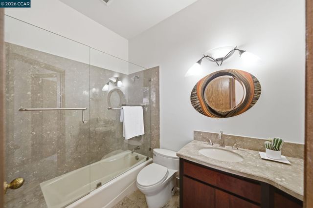 39 Mira Loma Rd, Orinda, CA 94563