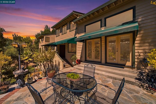 39 Mira Loma Rd, Orinda, CA 94563