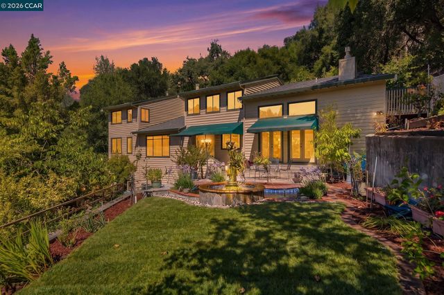 39 Mira Loma Rd, Orinda, CA 94563