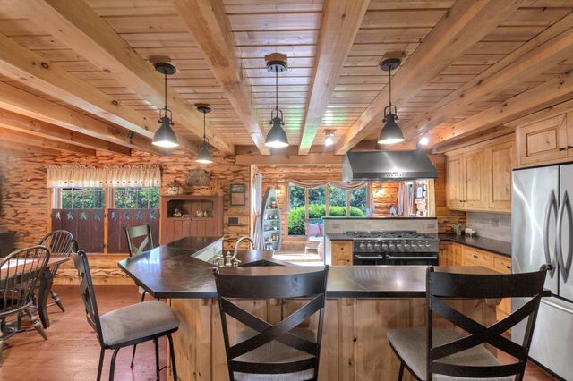 55 Fiske Mill Rd, Upton, MA 01568