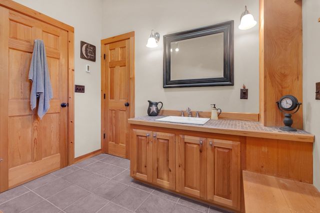 55 Fiske Mill Rd, Upton, MA 01568