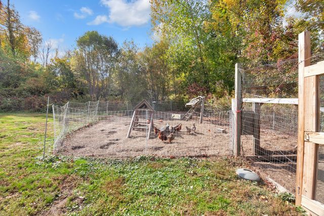55 Fiske Mill Rd, Upton, MA 01568