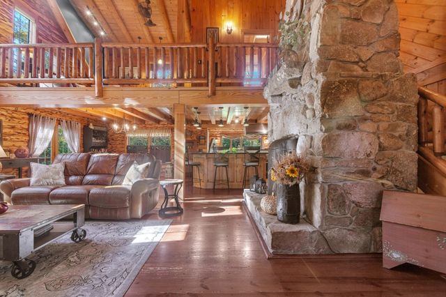 55 Fiske Mill Rd, Upton, MA 01568