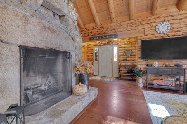 55 Fiske Mill Rd, Upton, MA 01568