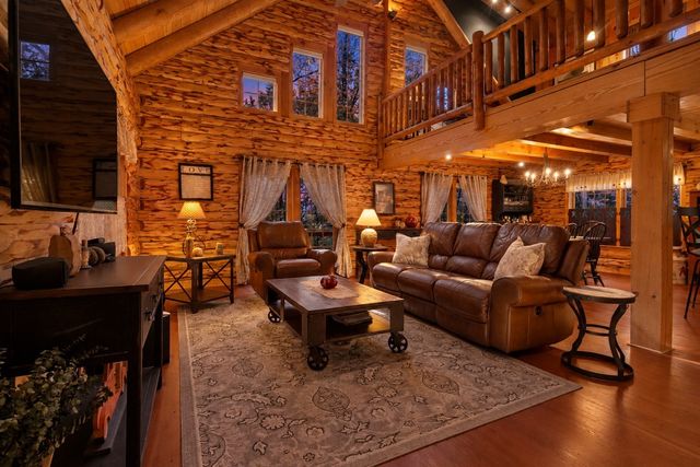 55 Fiske Mill Rd, Upton, MA 01568