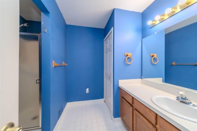 11000 Saddlebrook Drive, Pinckney, MI 48169