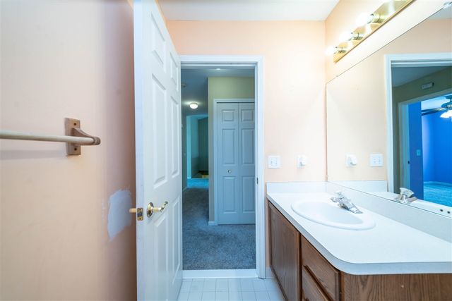 11000 Saddlebrook Drive, Pinckney, MI 48169