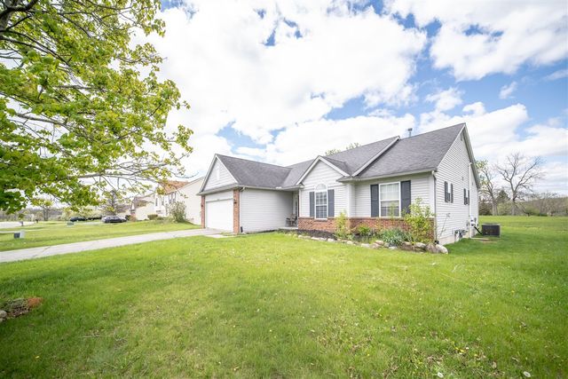 11000 Saddlebrook Drive, Pinckney, MI 48169