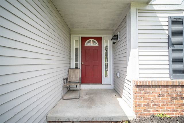 11000 Saddlebrook Drive, Pinckney, MI 48169