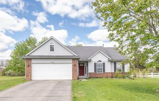 11000 Saddlebrook Drive, Pinckney, MI 48169