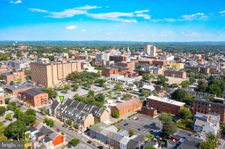 210 W LEMON ST, Lancaster, PA 17603