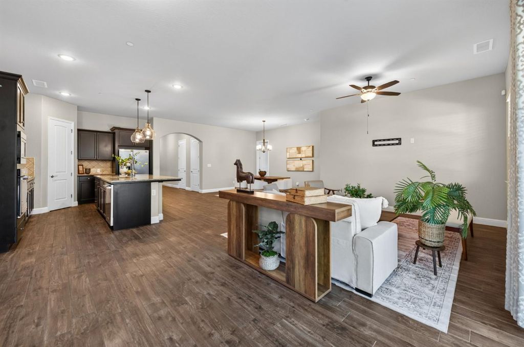Image 11 of property listing at 2713 Vermont Avenue, Clovis, CA 93619