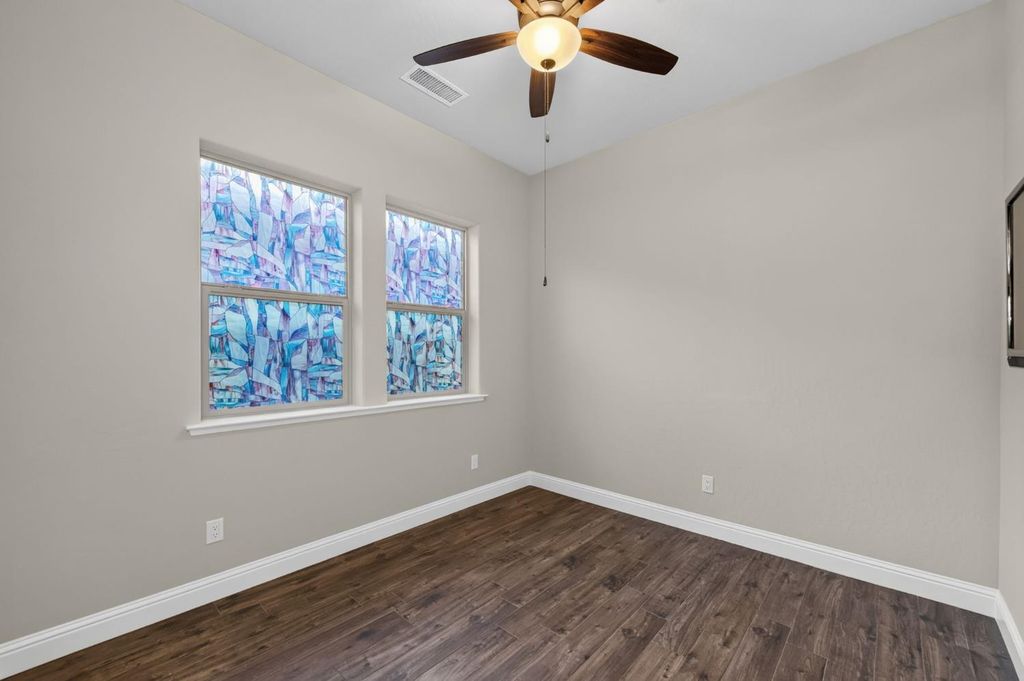 Image 22 of property listing at 2713 Vermont Avenue, Clovis, CA 93619