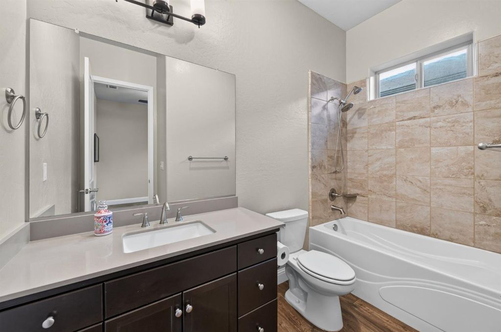 Image 24 of property listing at 2713 Vermont Avenue, Clovis, CA 93619