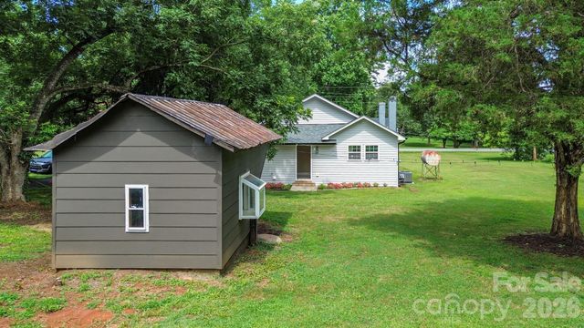 926 Salem Church Road, Lincolnton, NC 28092