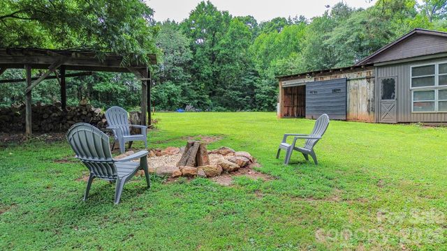 926 Salem Church Road, Lincolnton, NC 28092