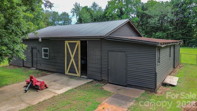 926 Salem Church Road, Lincolnton, NC 28092