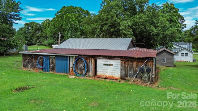 926 Salem Church Road, Lincolnton, NC 28092