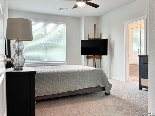5843 Whitby Rd #13, San Antonio, TX 78240