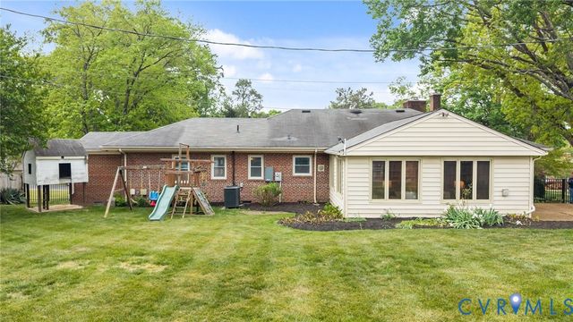 8203 Buckeye Dr, Henrico, VA 23228