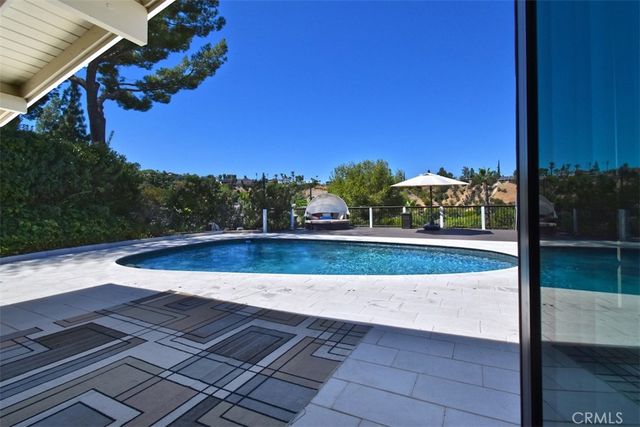 4347 Coronet Drive, Encino, CA 91316