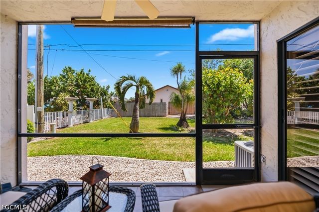 5255 Coronado PKWY 4, Cape Coral, FL 33904