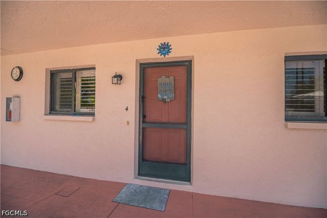 5255 Coronado PKWY 4, Cape Coral, FL 33904