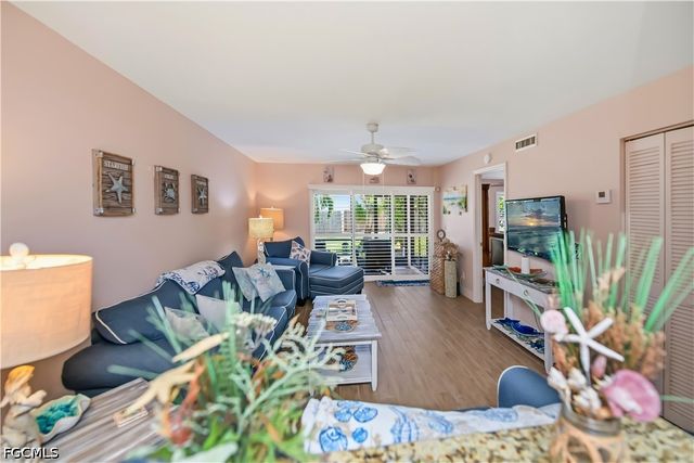 5255 Coronado PKWY 4, Cape Coral, FL 33904