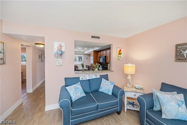 5255 Coronado PKWY 4, Cape Coral, FL 33904