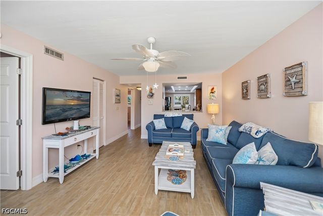 5255 Coronado PKWY 4, Cape Coral, FL 33904