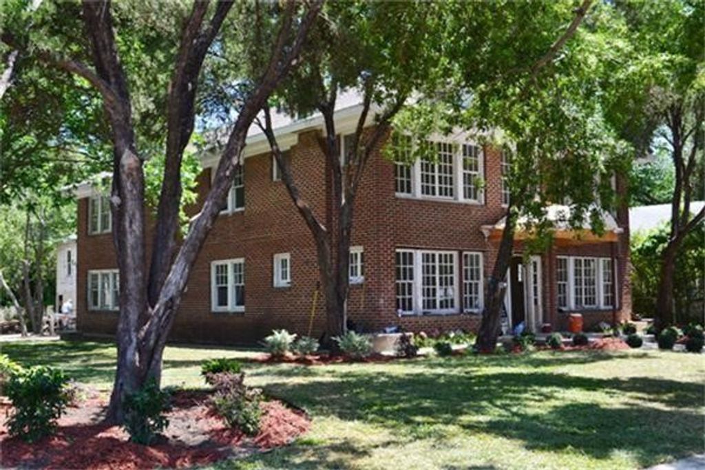 104 S Rosemont Avenue 2, Dallas, TX 75208